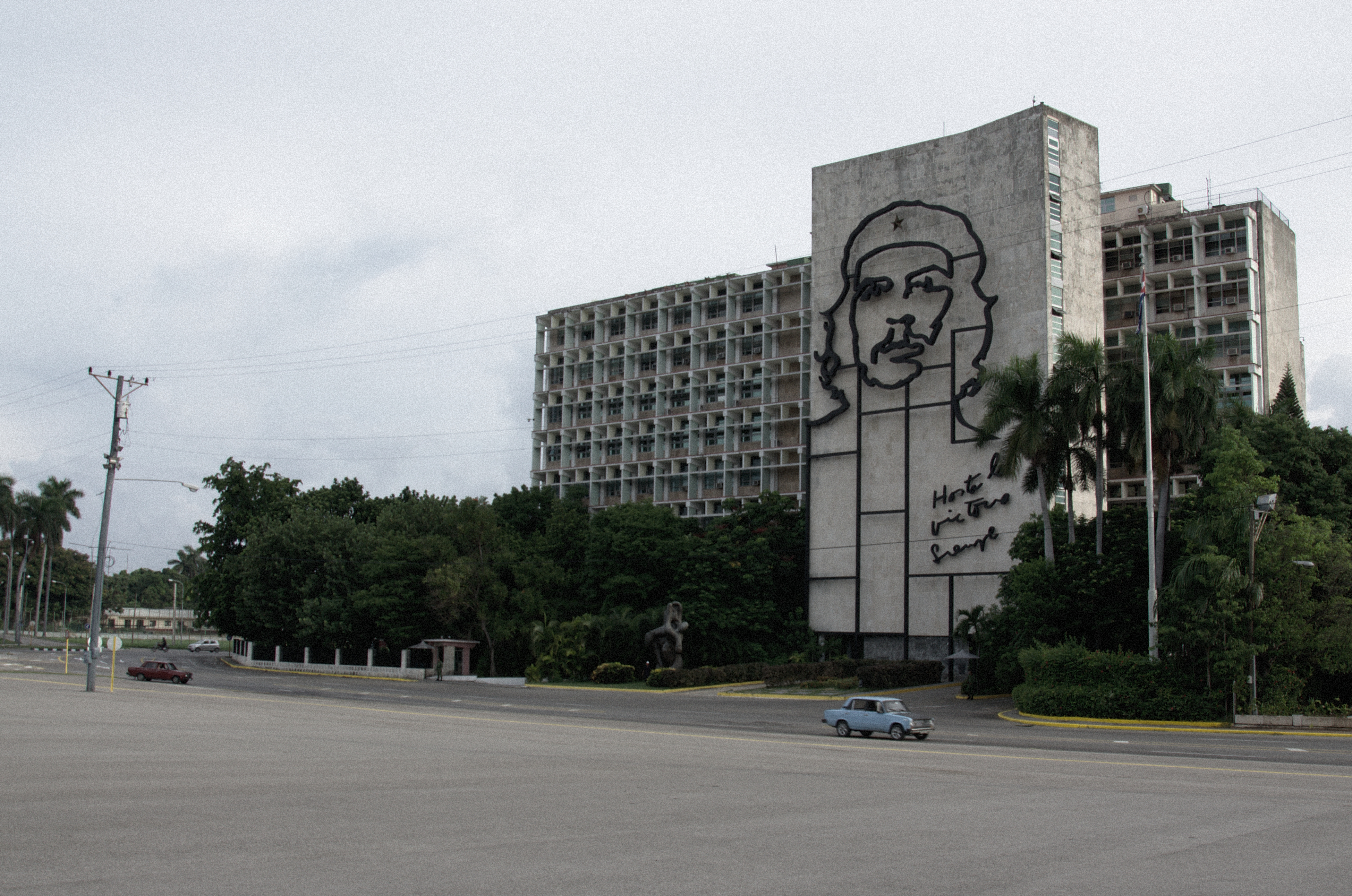 Der Plaza de la Revolucion in Havana, im Hintergrund das Innenministerium